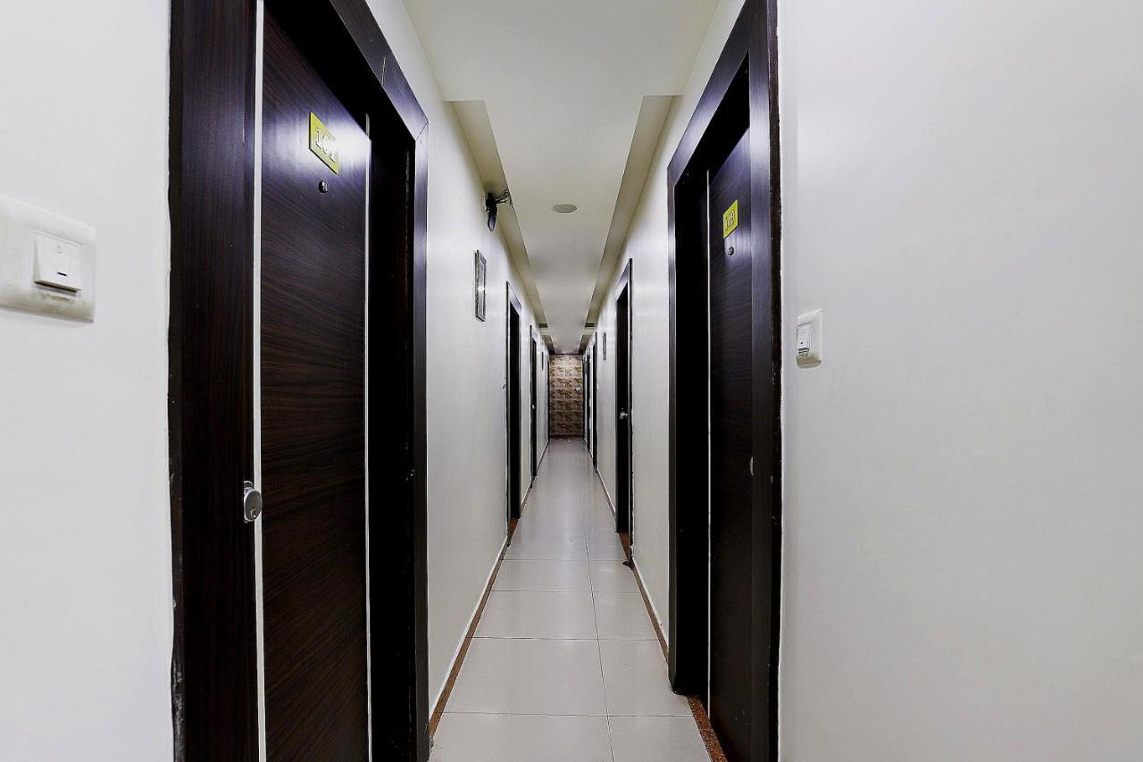 Oyo 82159 Aamaze Saltlake 3* Kolkata